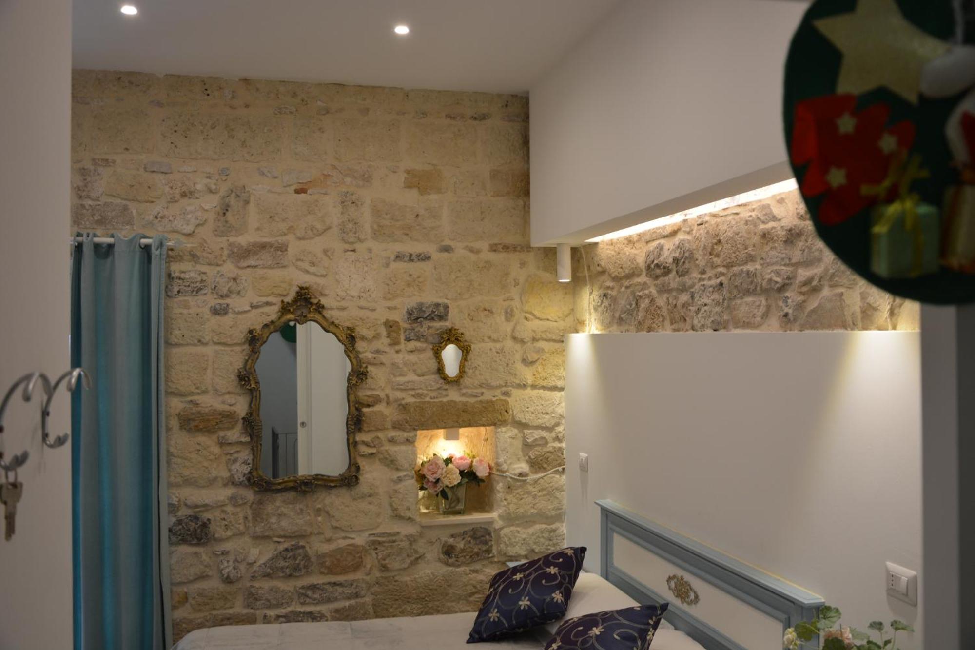 Hotel Dimora Del Carmine à Bari Extérieur photo