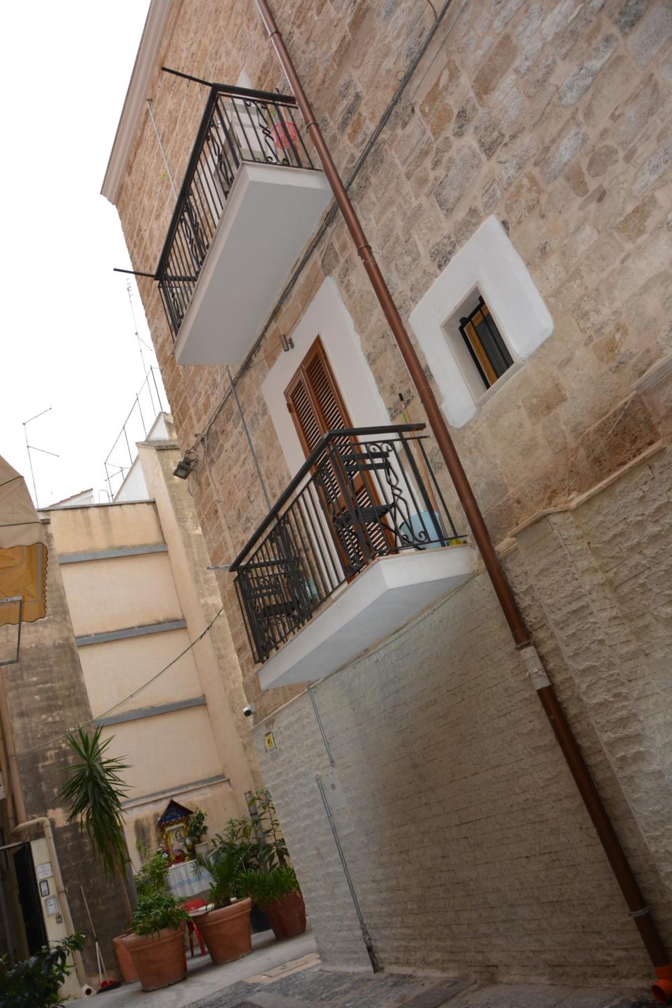 Hotel Dimora Del Carmine à Bari Extérieur photo