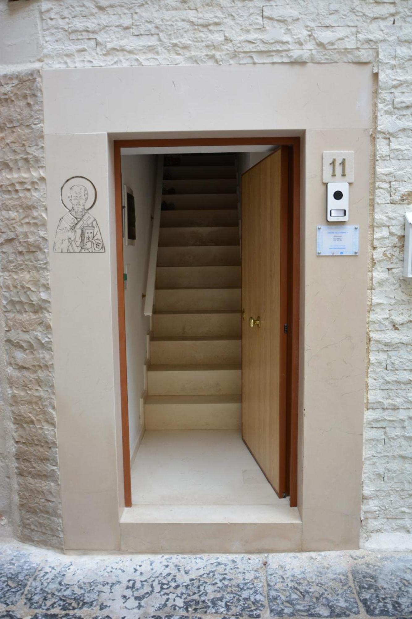 Hotel Dimora Del Carmine à Bari Extérieur photo